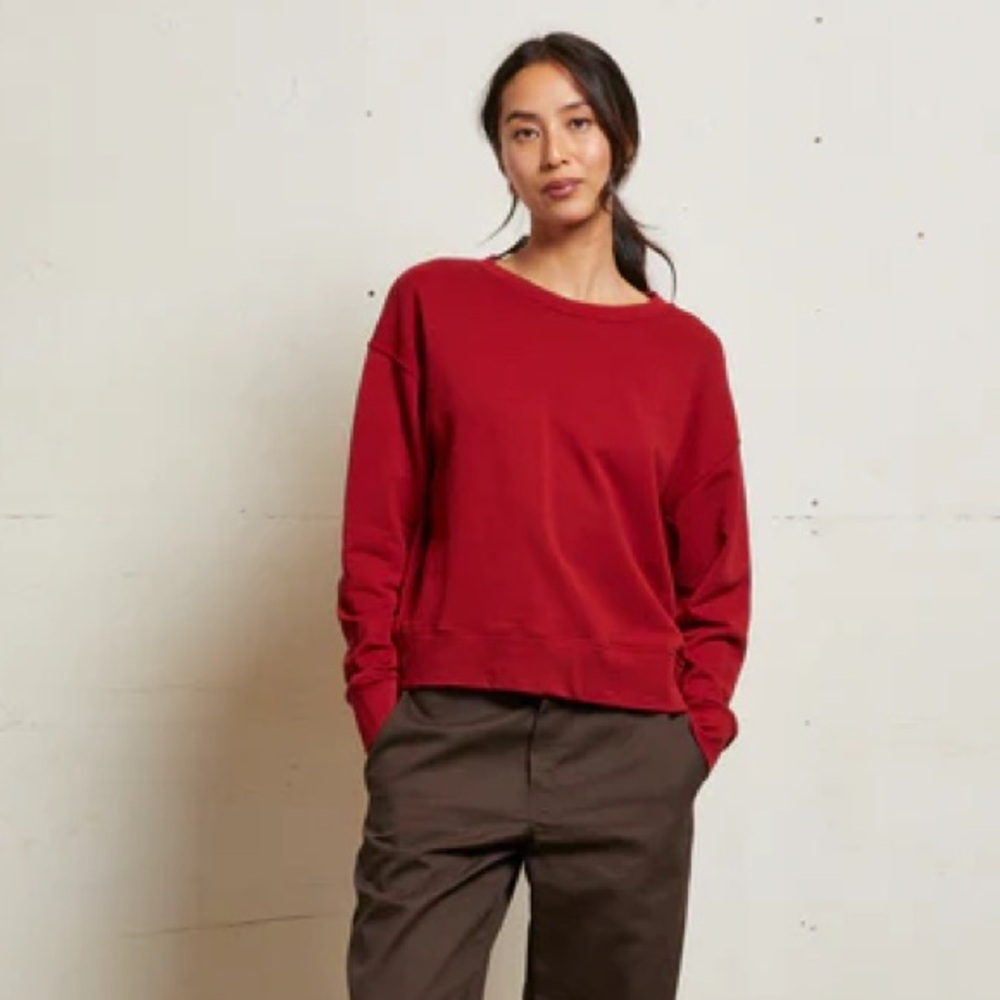 Perfect White Tee Tyler Sweatshirt in Maple